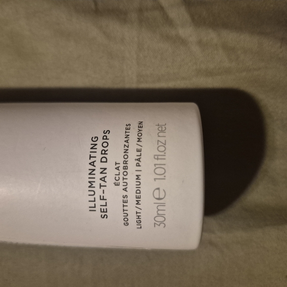 NIB Tan-Luxe's The Face 30ml light/medium illuminating self tan drops - Picture 10 of 16